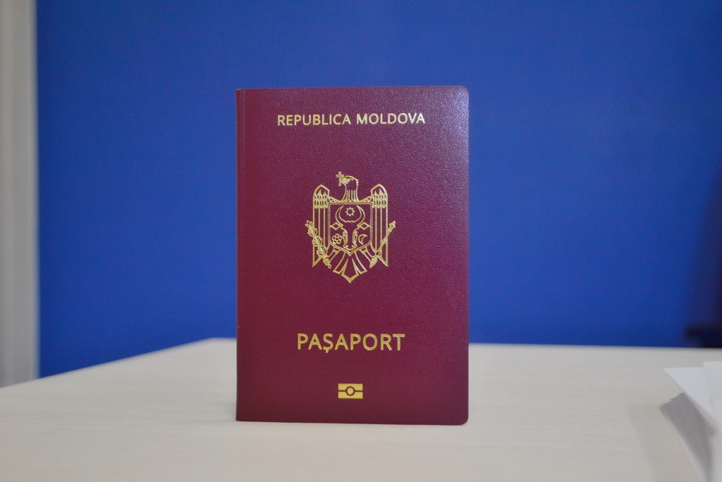 Как получить гражданство Молдовы по доверенности