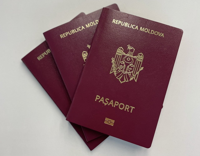 Молдавское гражданство открывает различные возможности для своих обладателей, но также несет определенные обязанности. При этом имеются перспективы развития, связанные с экономическим процессами