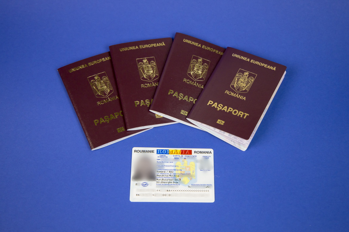 Юристы компании Аdvokat-Romania окажут полное содействие в оформлении румынского внутреннего и заграничного паспортов.